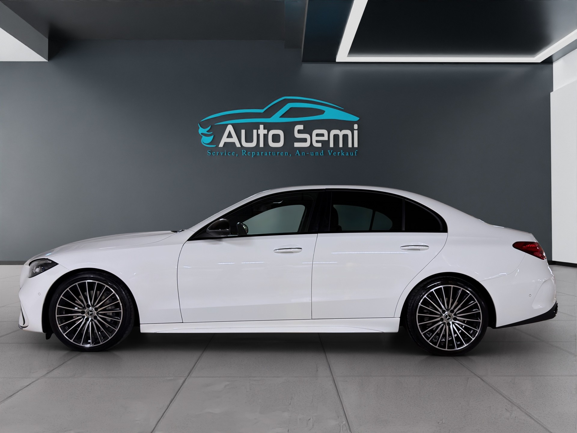 MERCEDES-BENZ C 300 4Matic AMG Line-image-1