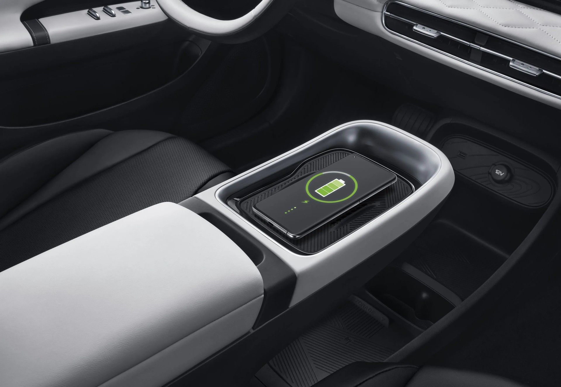 DONGFENG Box 42 kWh Lavender Haze / 360° Kamera / Car Play / Ecotex Leder / 12 Zoll Display / Sitzheizung/Kühlung / Massagefunktion /-image-2