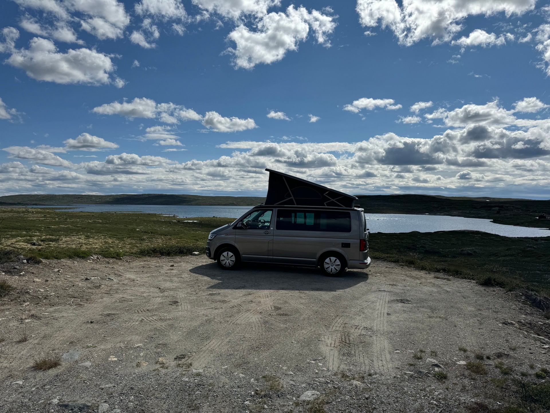 VW California Ocean Liberty Edition-image-5
