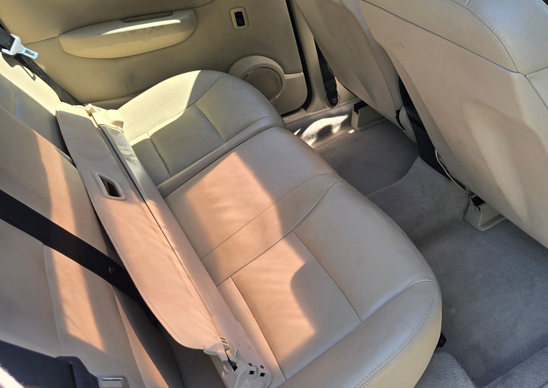 MERCEDES-BENZ B 200 CDI-image-11