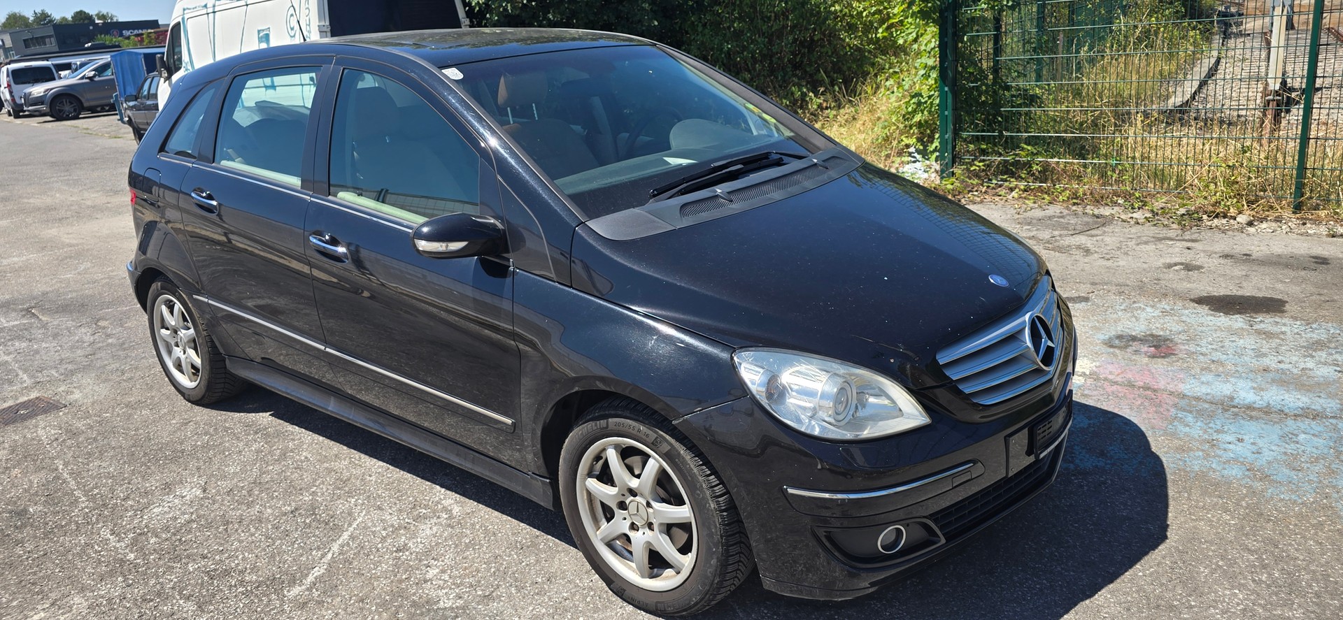 MERCEDES-BENZ B 200 CDI-image-0