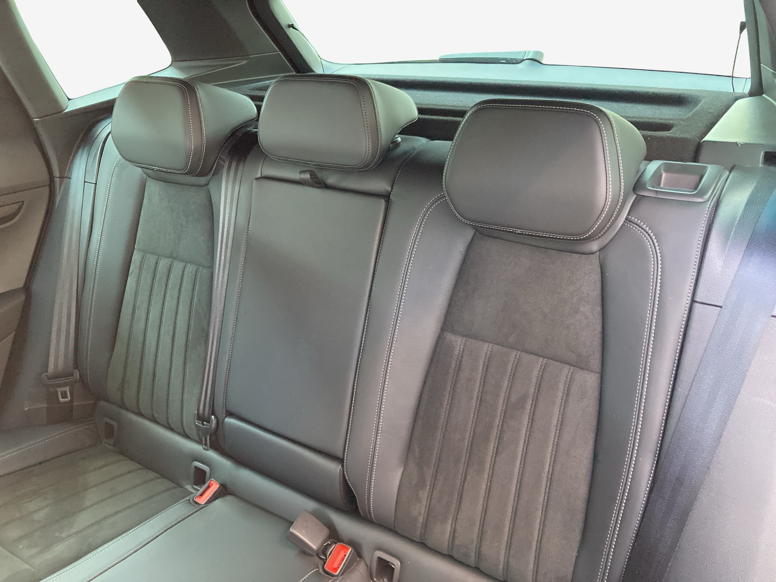 SKODA Karoq 2.0 TSI SportLine 4x4 DSG-image-11
