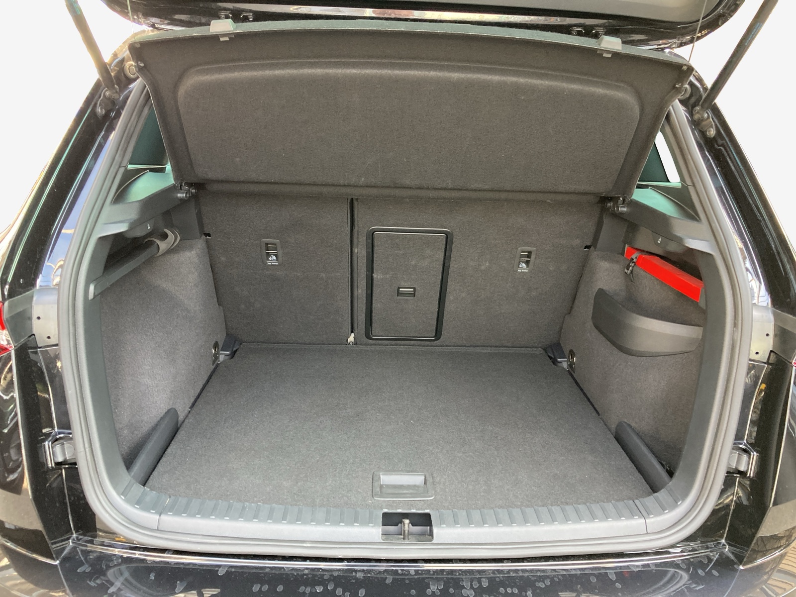 SKODA Karoq 2.0 TSI SportLine 4x4 DSG-image-12