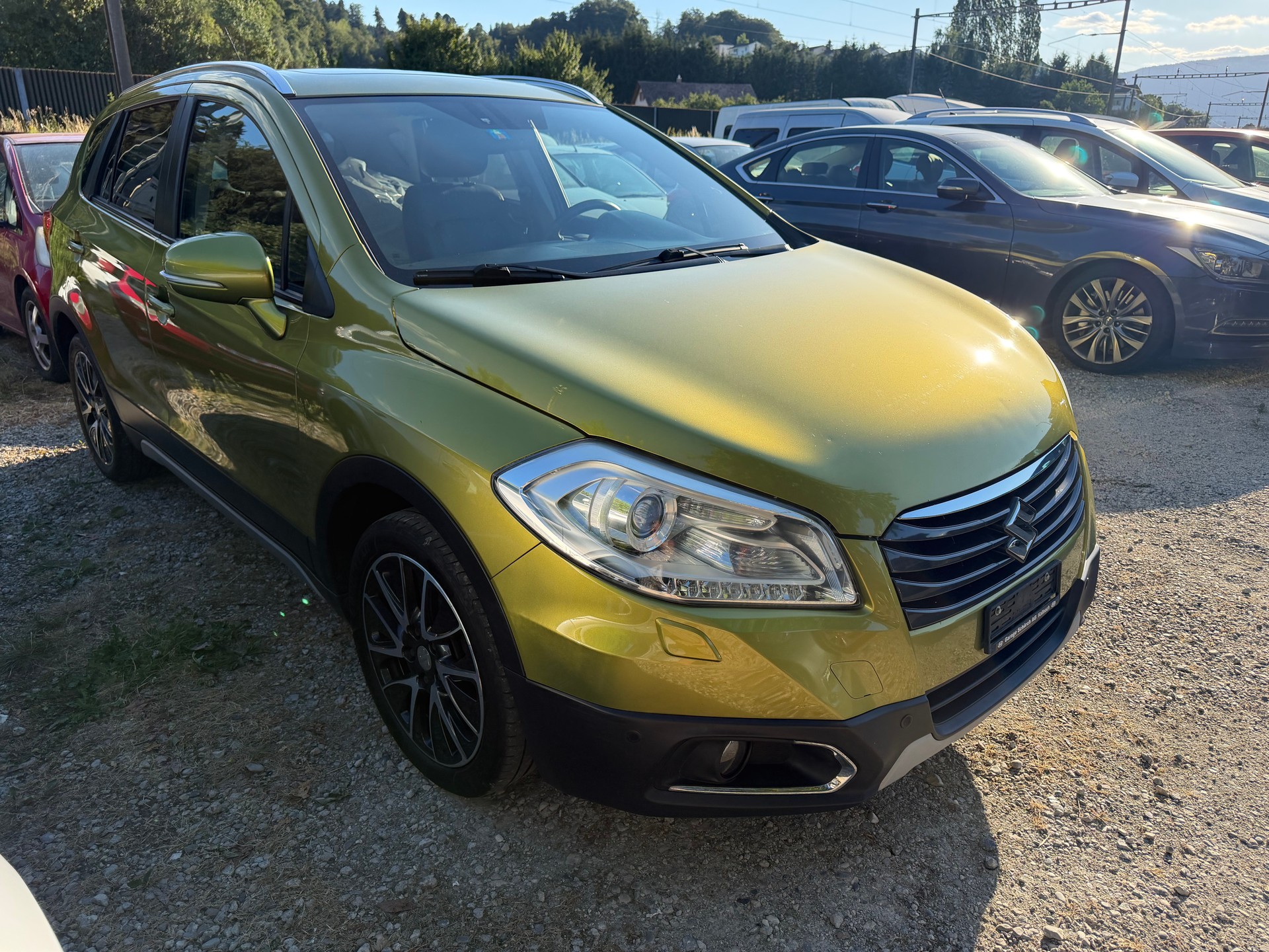 SUZUKI SX4 S-Cross 1.6 16V Compact Top 4WD CVT7 - frisch ab Mfk-image-0