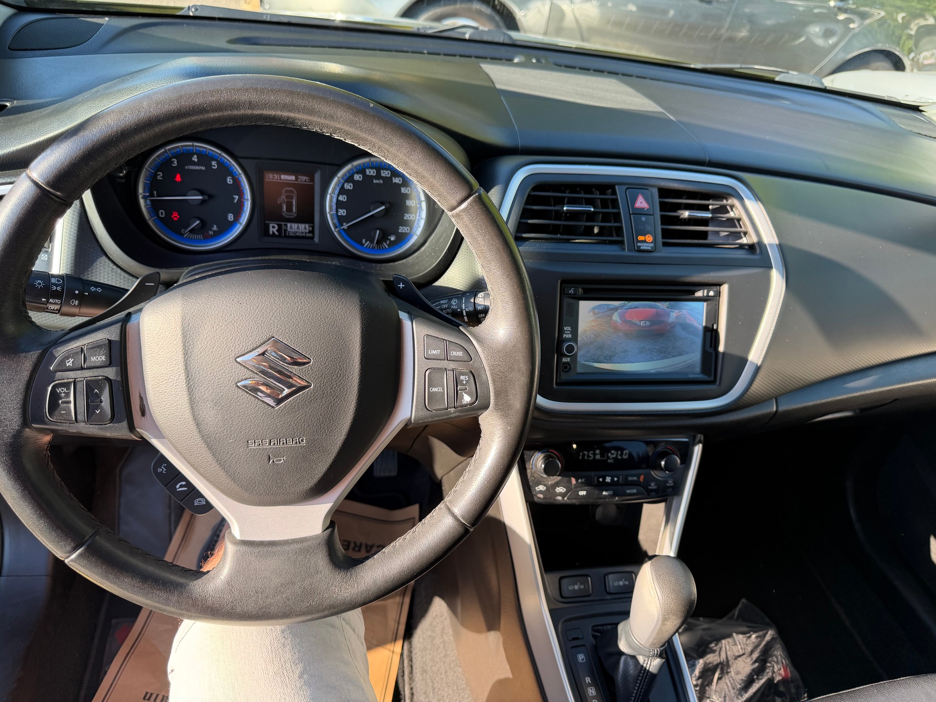 SUZUKI SX4 S-Cross 1.6 16V Compact Top 4WD CVT7 - frisch ab Mfk-image-5
