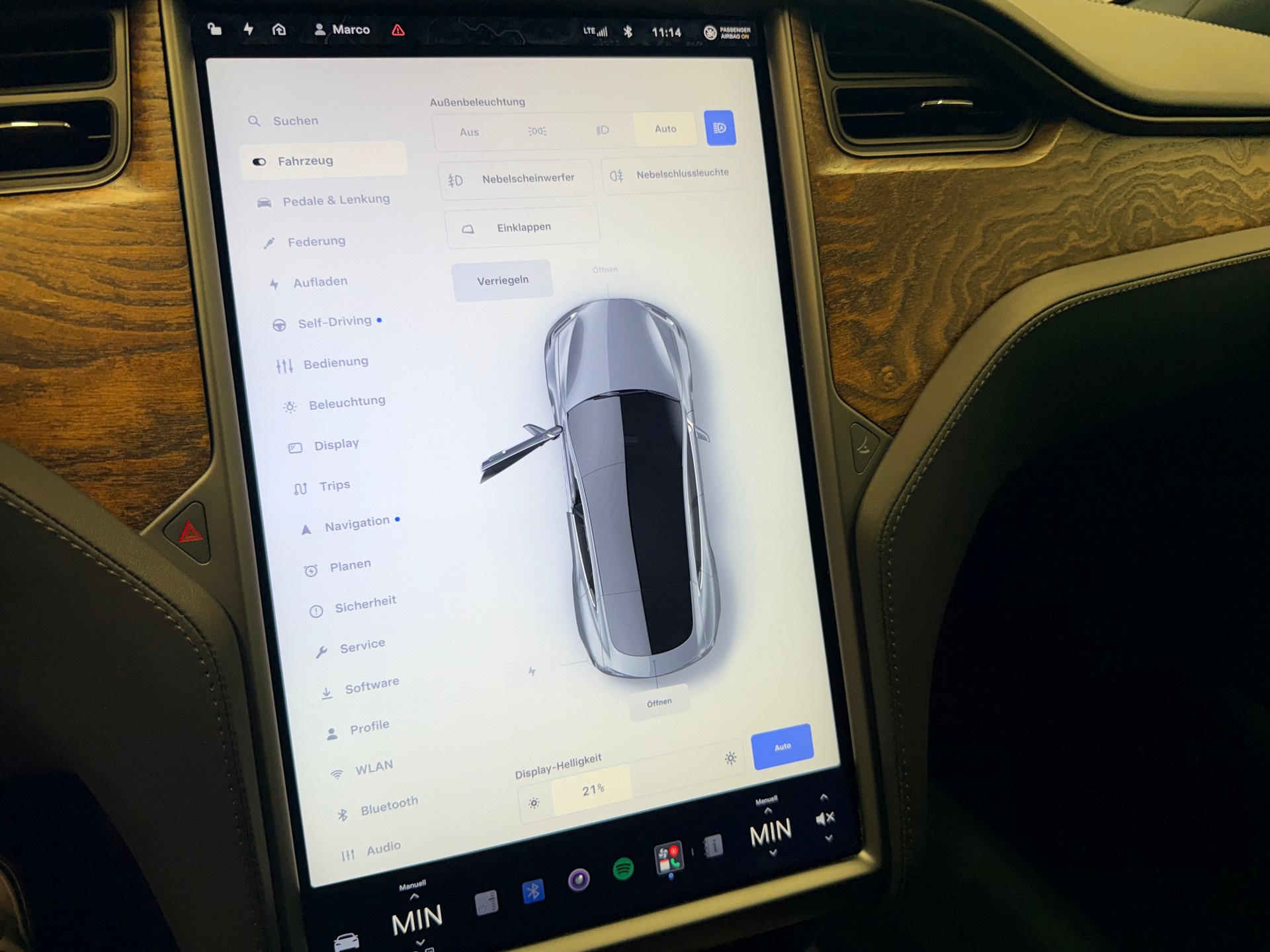 TESLA Model S Maximale-Reichweite *Raven*-image-21