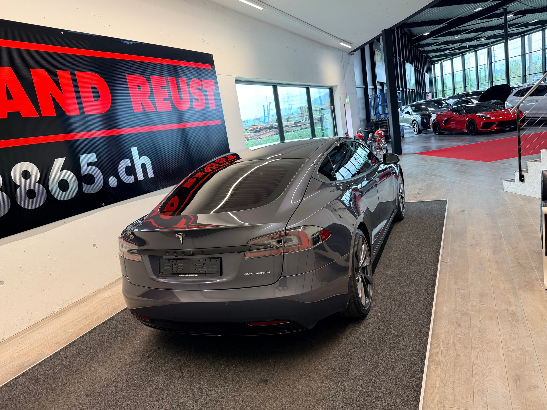 TESLA Model S Maximale-Reichweite *Raven*-image-7