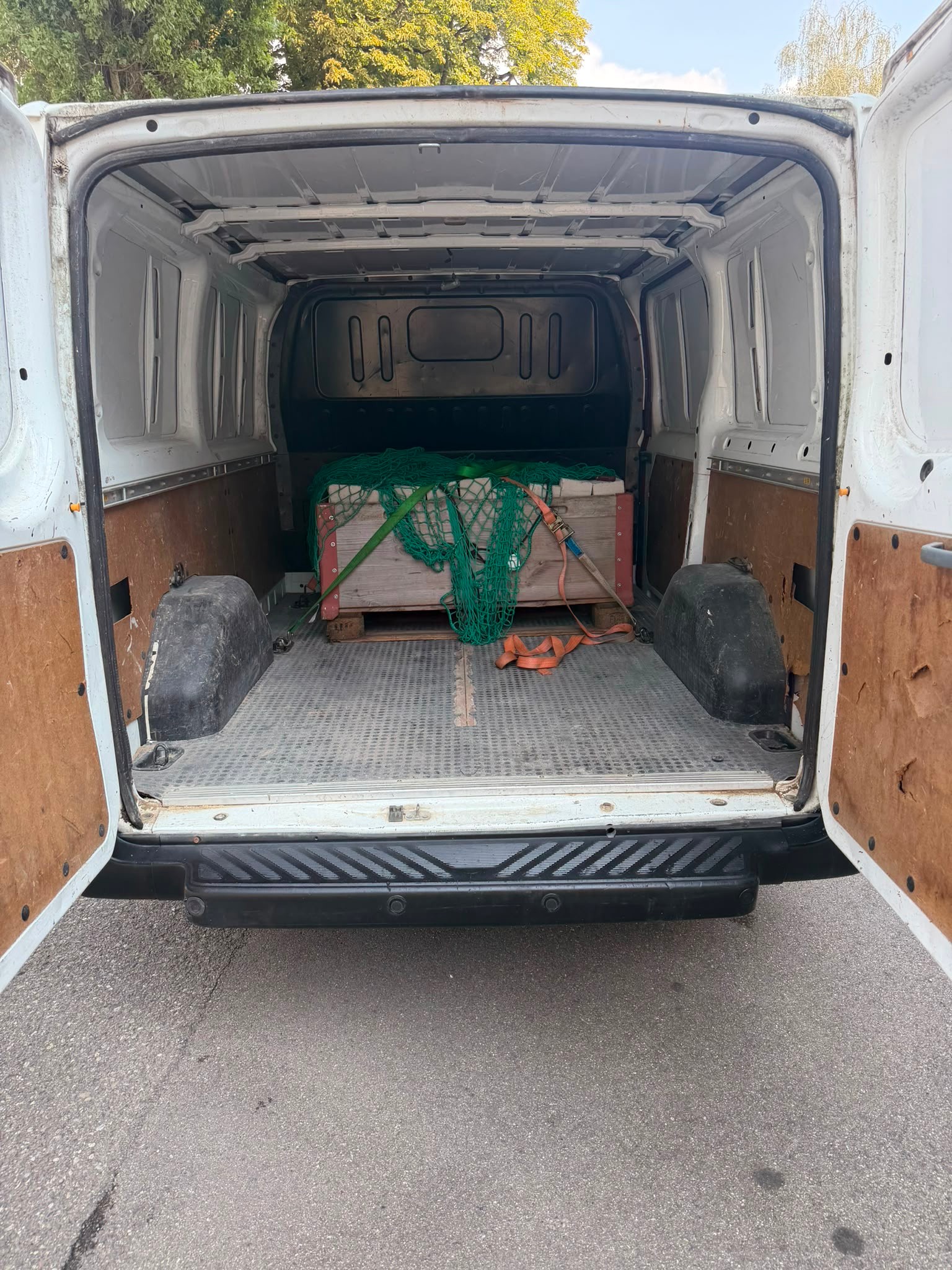 FORD Transit 260S atDCi-image-7