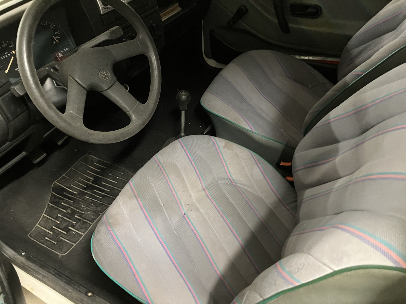 VW Polo 1300 Fox-image-3