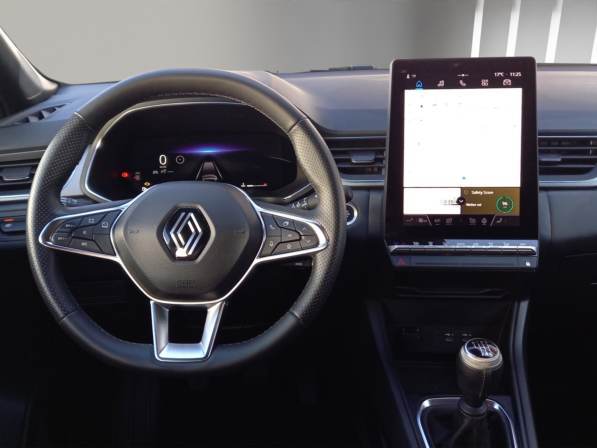 RENAULT Captur 1.3 TCe 140 techno-image-9