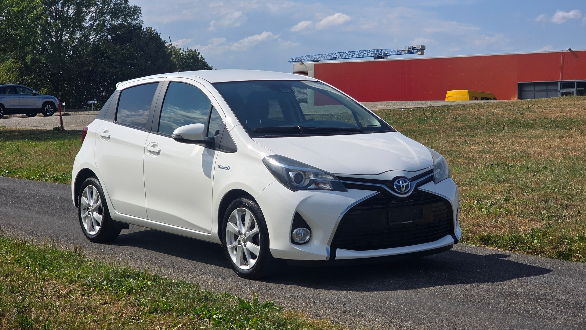 TOYOTA Yaris 1.5 VVT-i Hybrid Trend e-CVT-image-7
