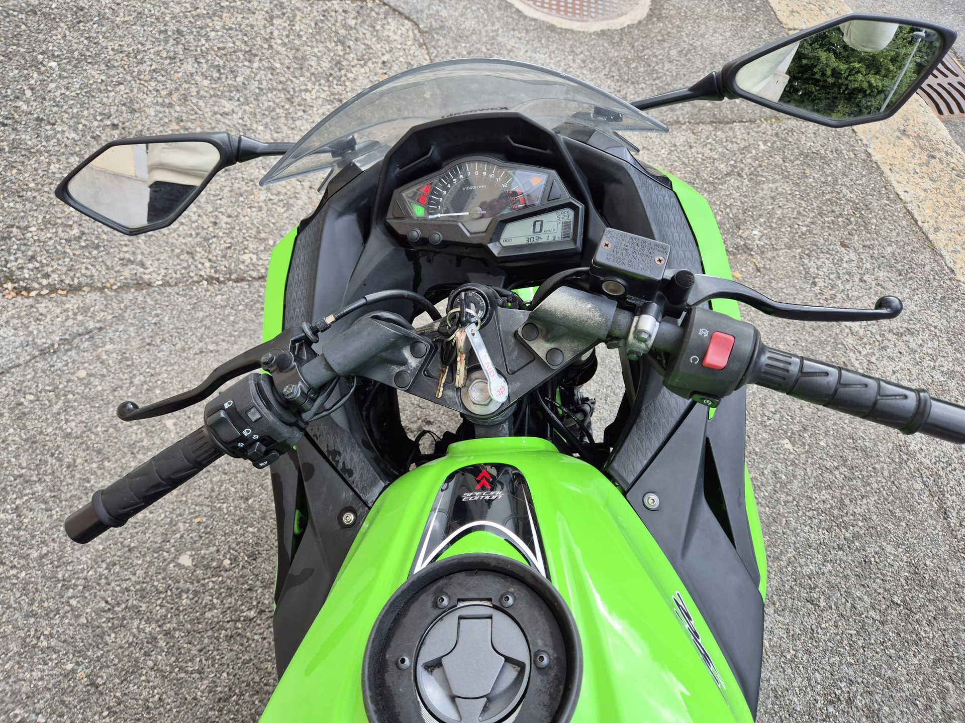 KAWASAKI Ninja 300 ABS-image-4