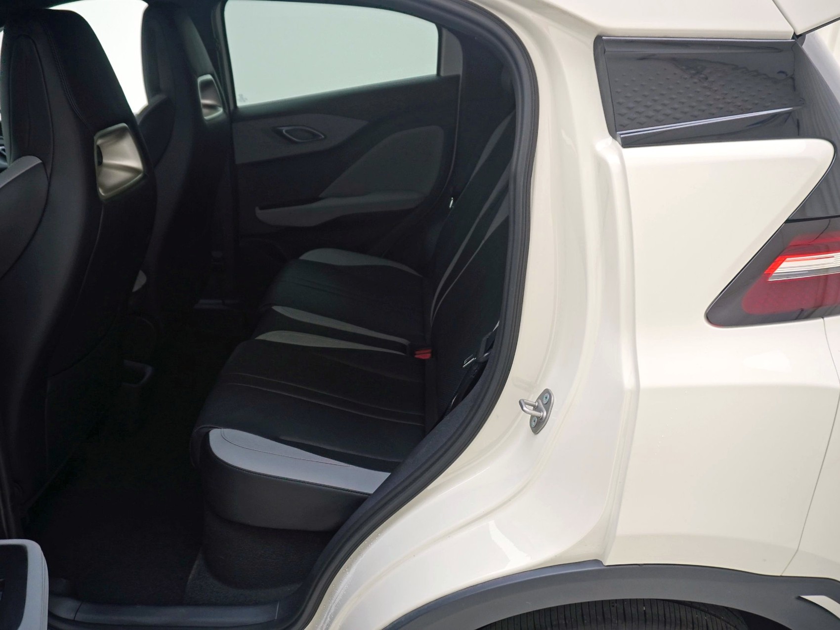 BYD Dolphin Surf Comfort-image-14