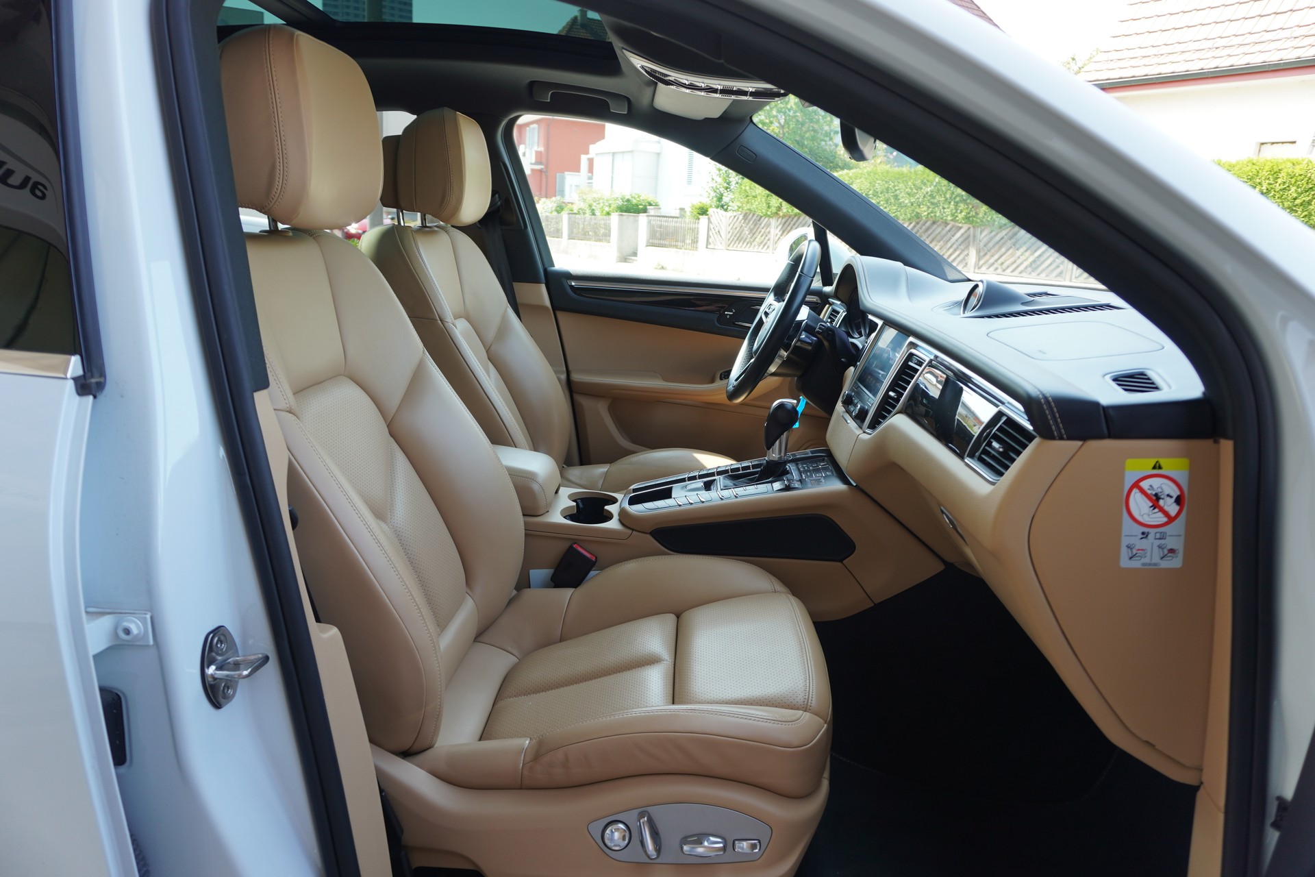 PORSCHE Macan S PDK-image-13