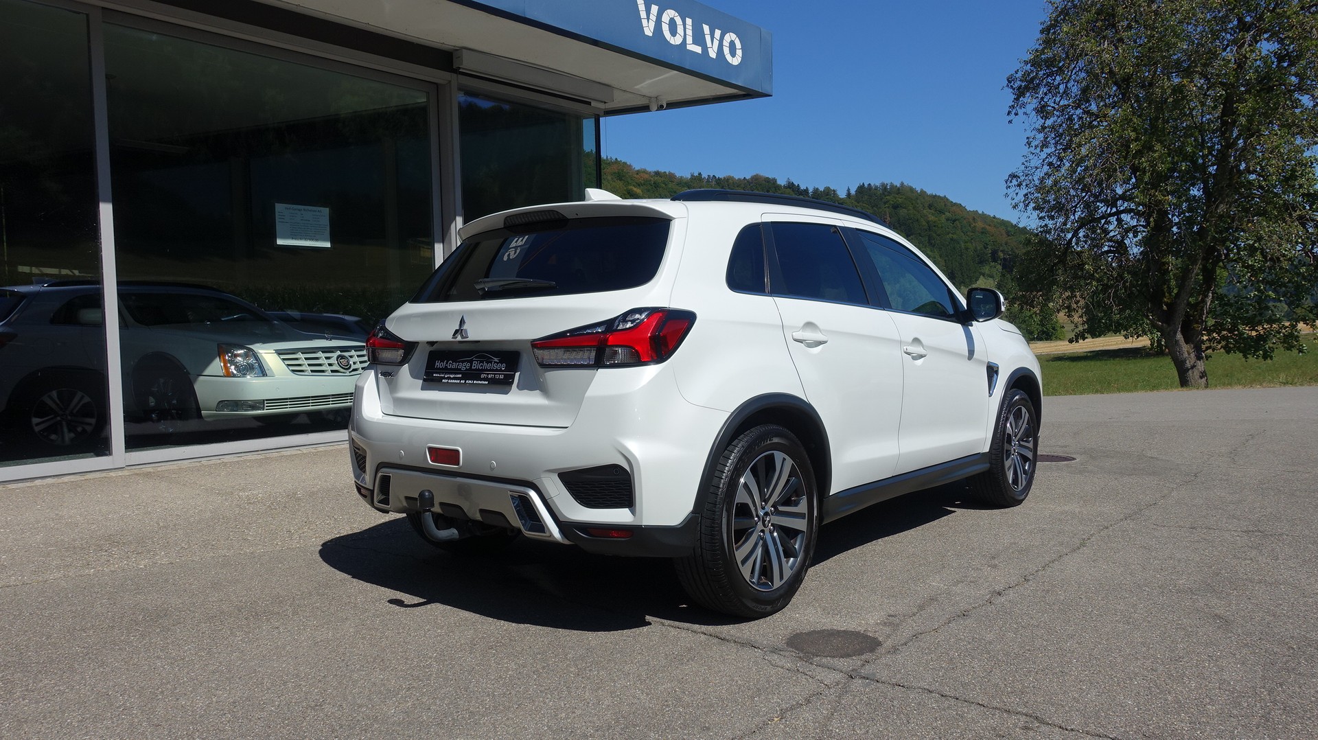 MITSUBISHI ASX 2.0 Diamond Swiss 4WD Automat-image-6
