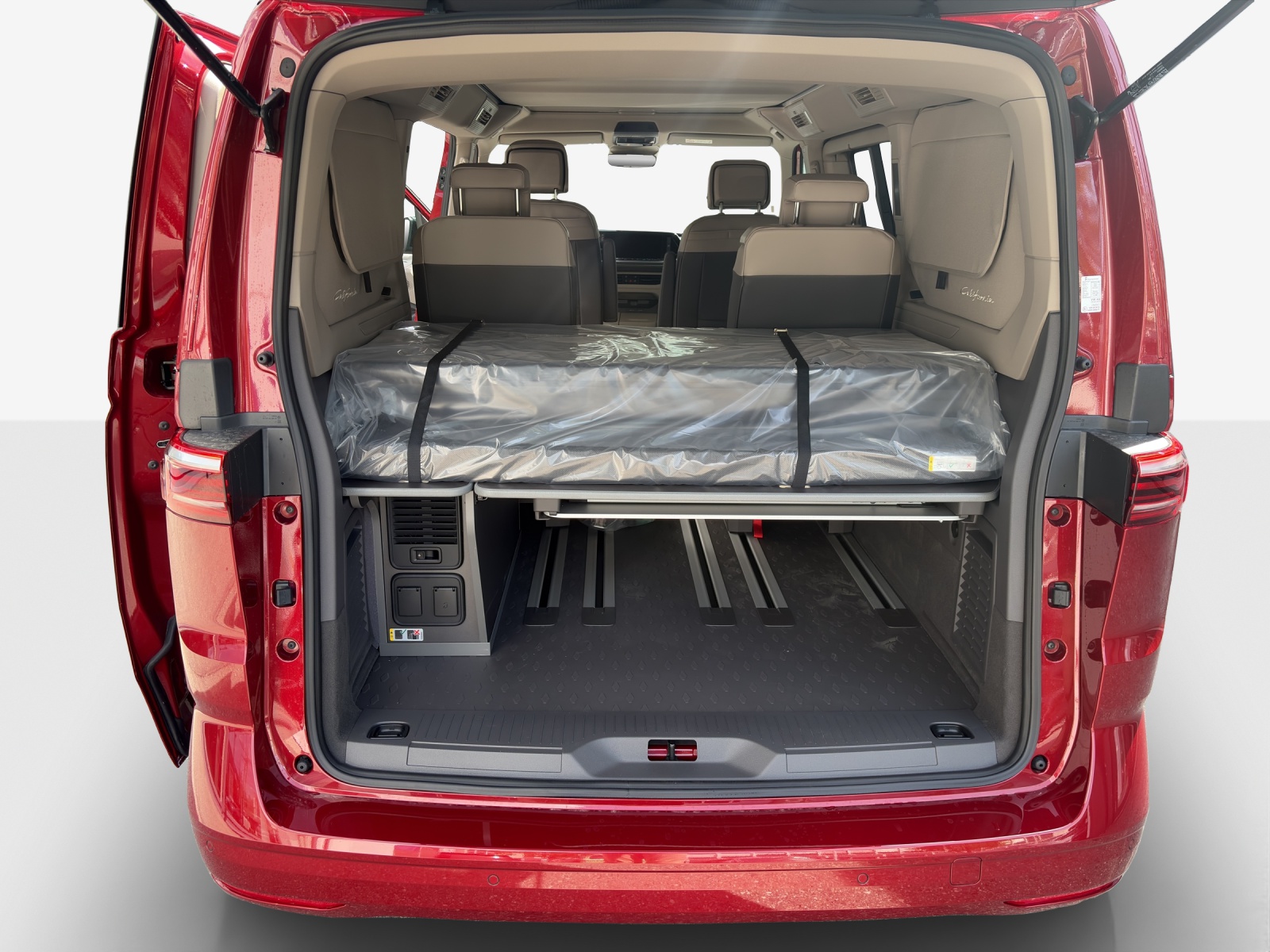 VW California Beach Tour Liberty 177PS eHyb DSG 4Motion-image-12