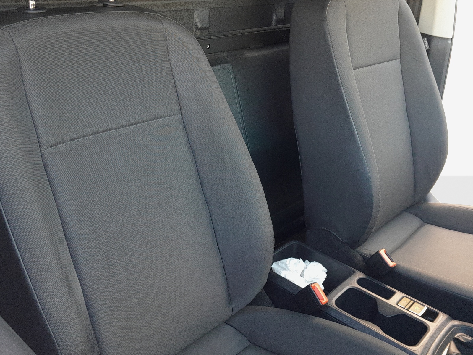 VW Caddy Cargo 2.0TDI Maxi 4Motion-image-11