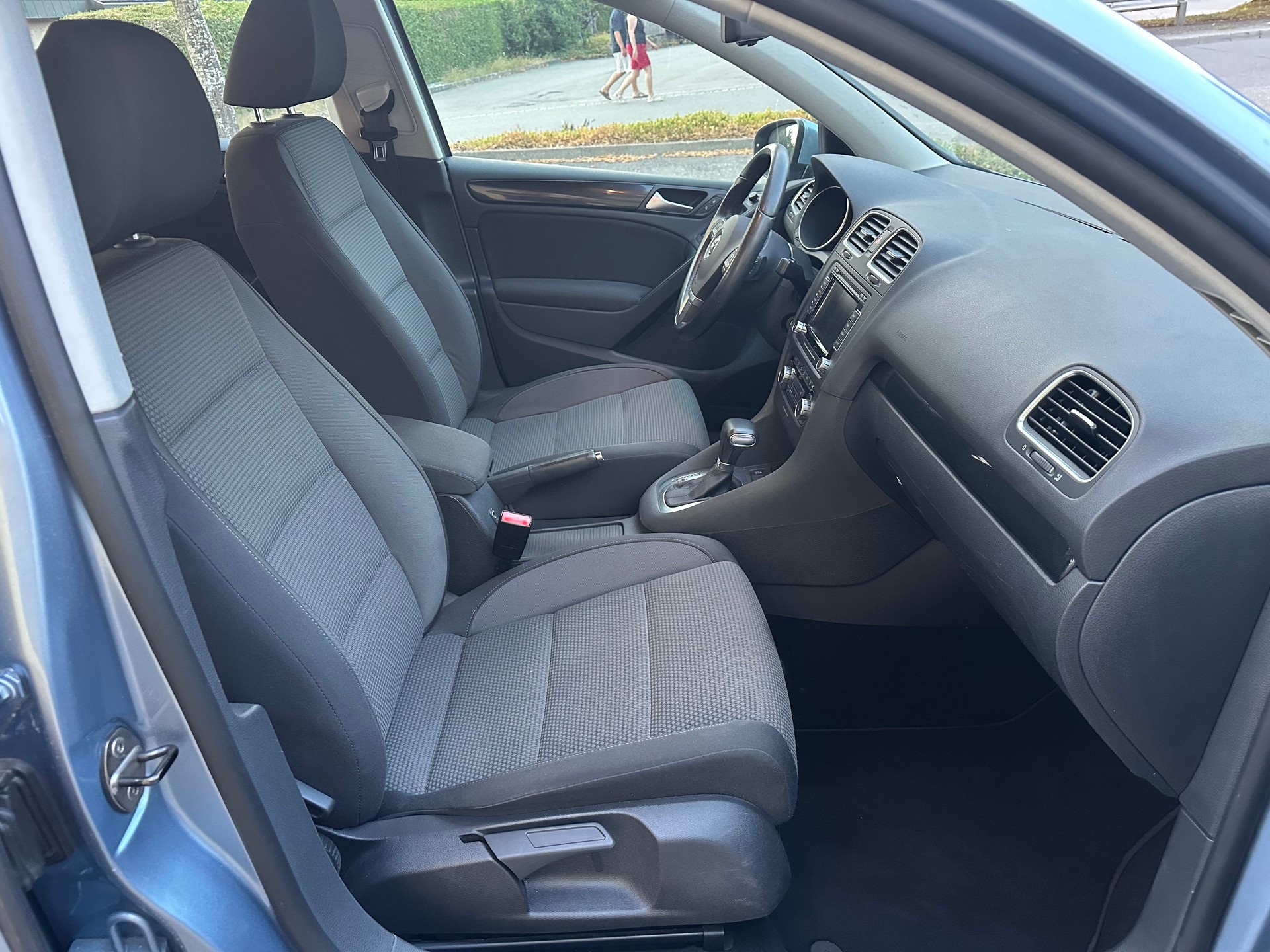 VW Golf 1.2 TSI BlueMotion Technology Team DSG-image-4