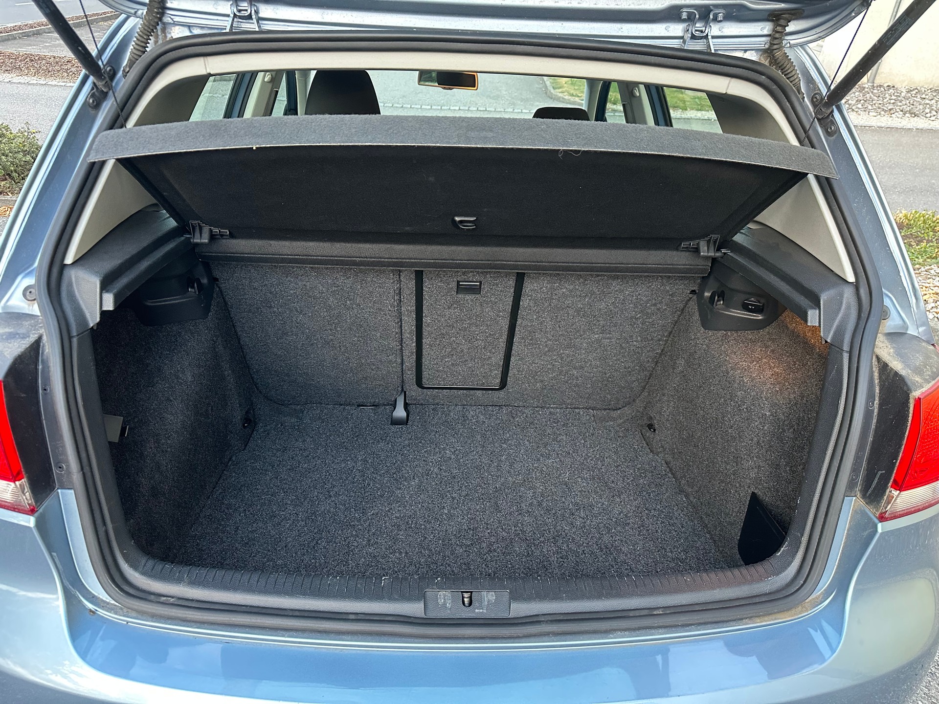 VW Golf 1.2 TSI BlueMotion Technology Team DSG-image-7