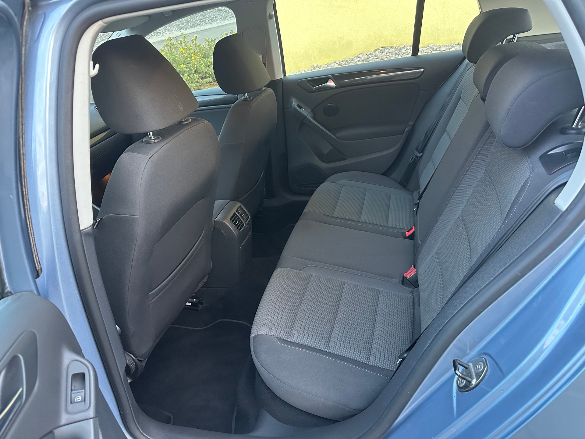 VW Golf 1.2 TSI BlueMotion Technology Team DSG-image-3