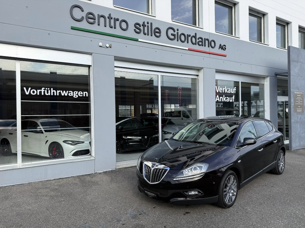 LANCIA Delta 1.8 Turbo-Jet Oro Sportronic