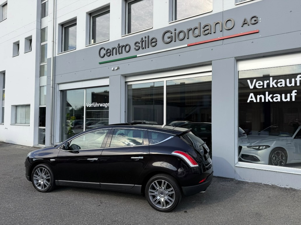 LANCIA Delta 1.8 Turbo-Jet Oro Sportronic-showroom-element-2