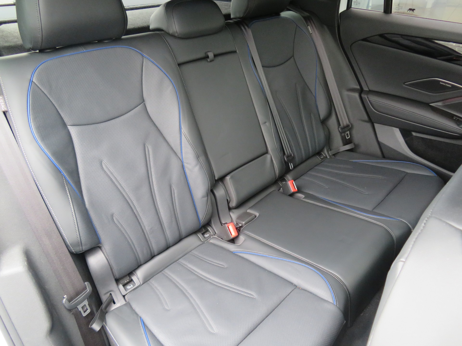 VW Tiguan 2.0 TSI DSG R-Line 4Motion-image-14