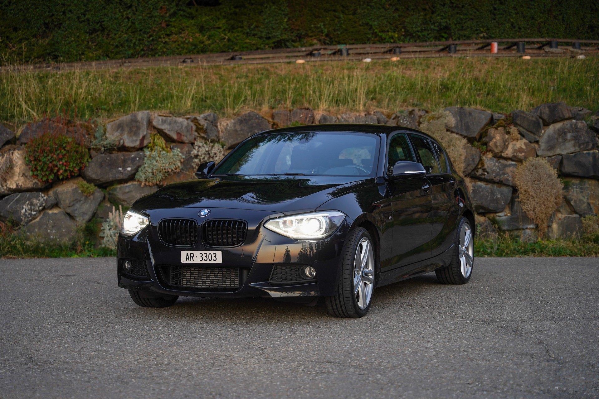 BMW 120d xDrive-image-1