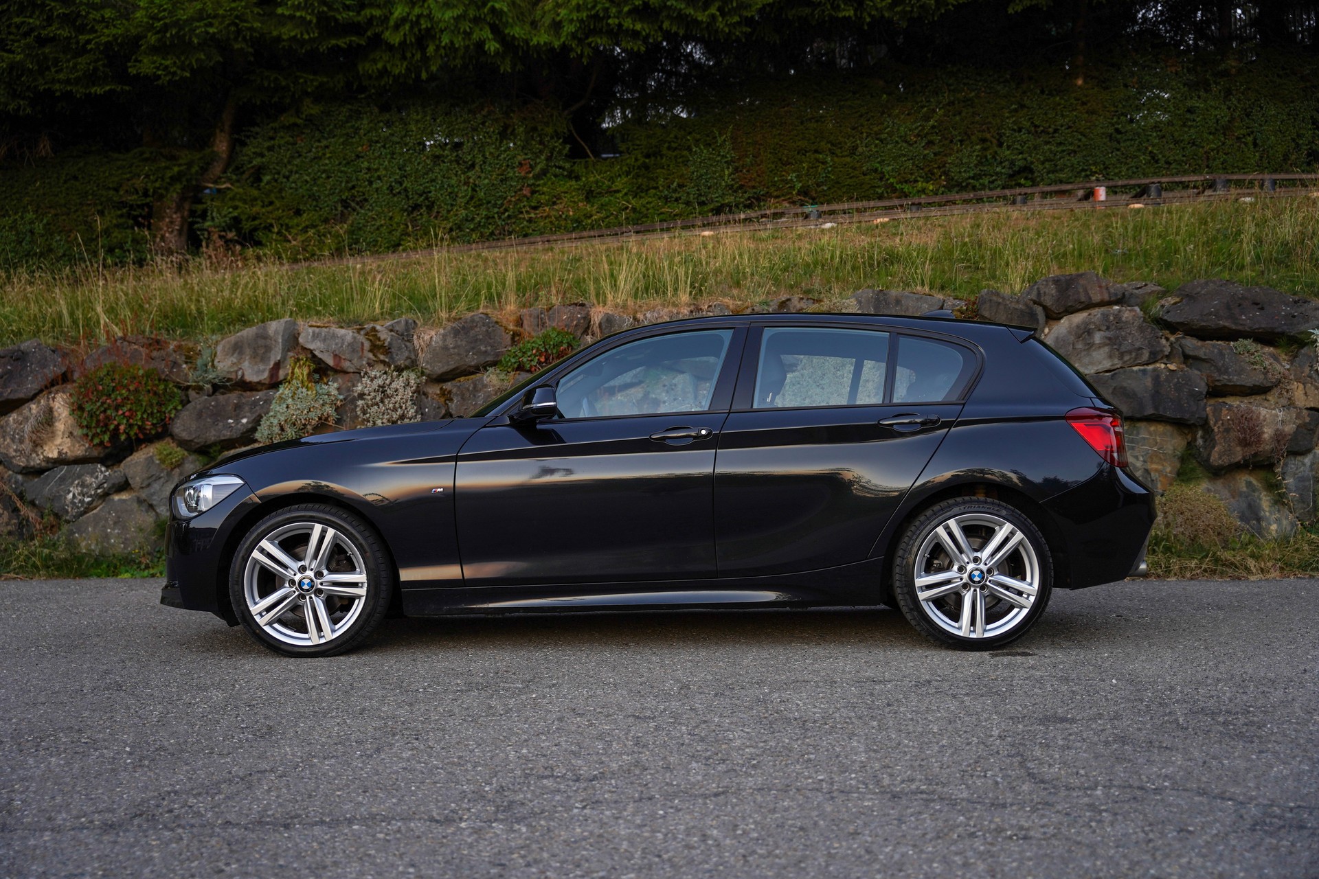 BMW 120d xDrive-image-0