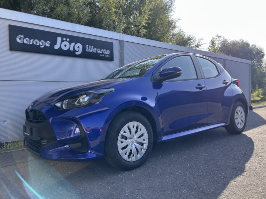 TOYOTA Yaris 1.5 Comfort e-CVT-image-0