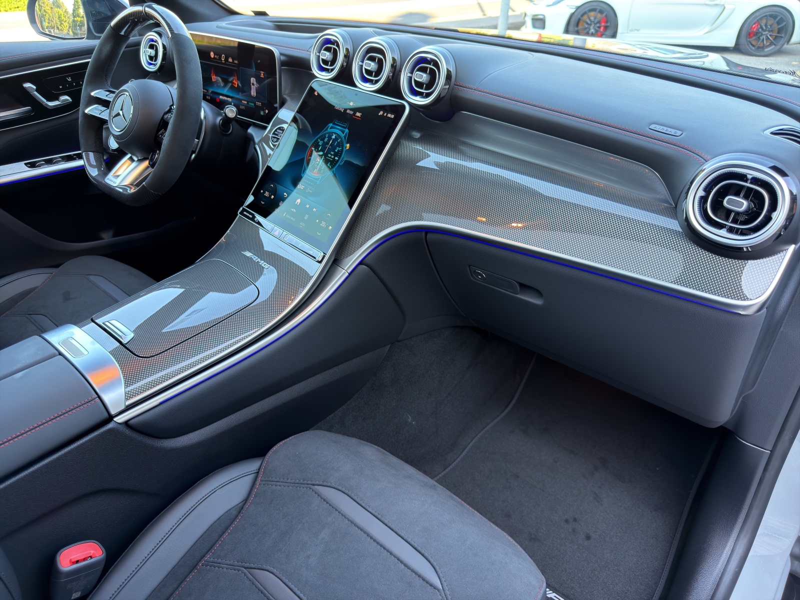 MERCEDES-BENZ GLC 53 AMG 4Matic+ 9G-Tronic-image-13
