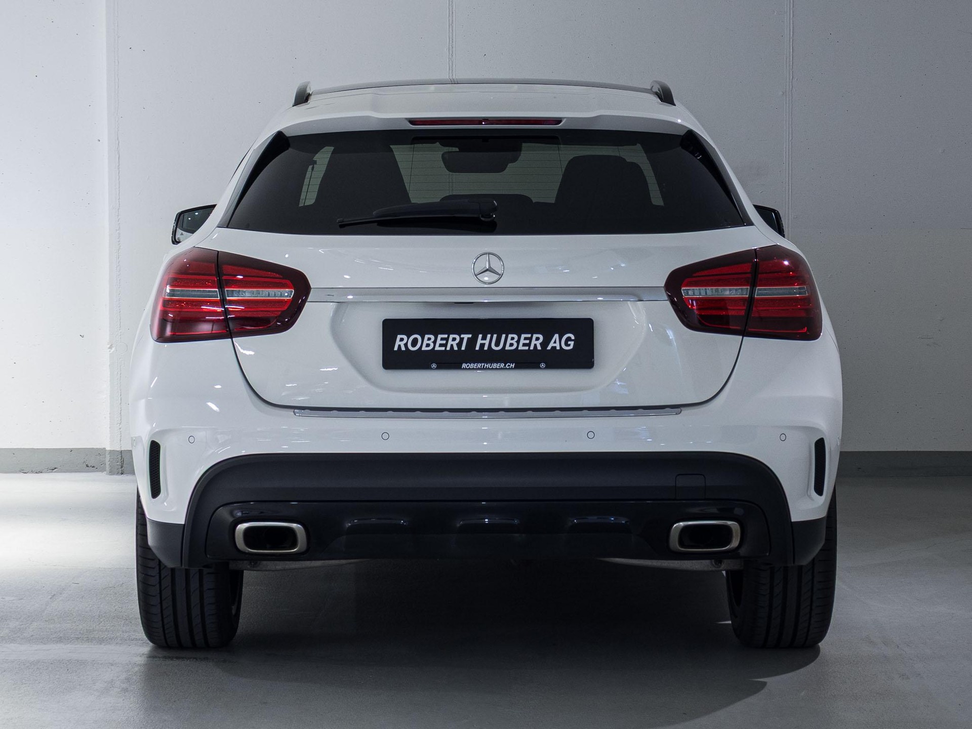 MERCEDES-BENZ GLA 250 4MATIC-image-5
