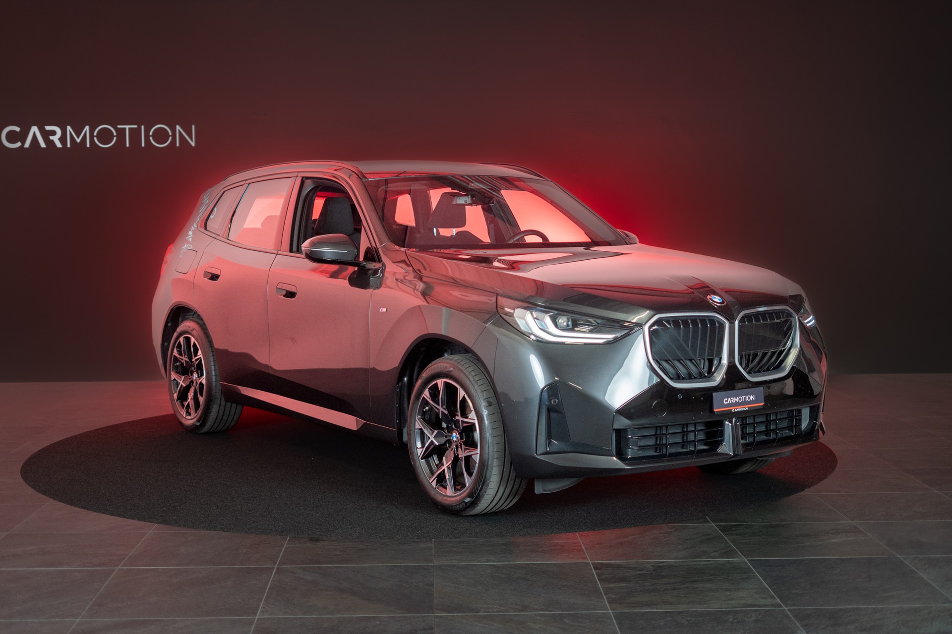 BMW X3 20i xDrive / Rückfahrkamera / Ambientebeleuchtung / Anhängerkupplung-image-2