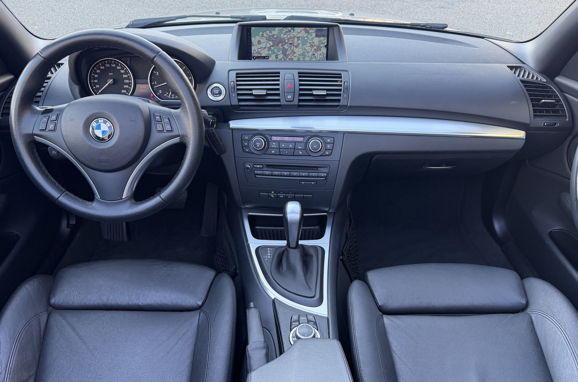 BMW 125i Cabrio Steptronic / Frisch ab MFK-image-22