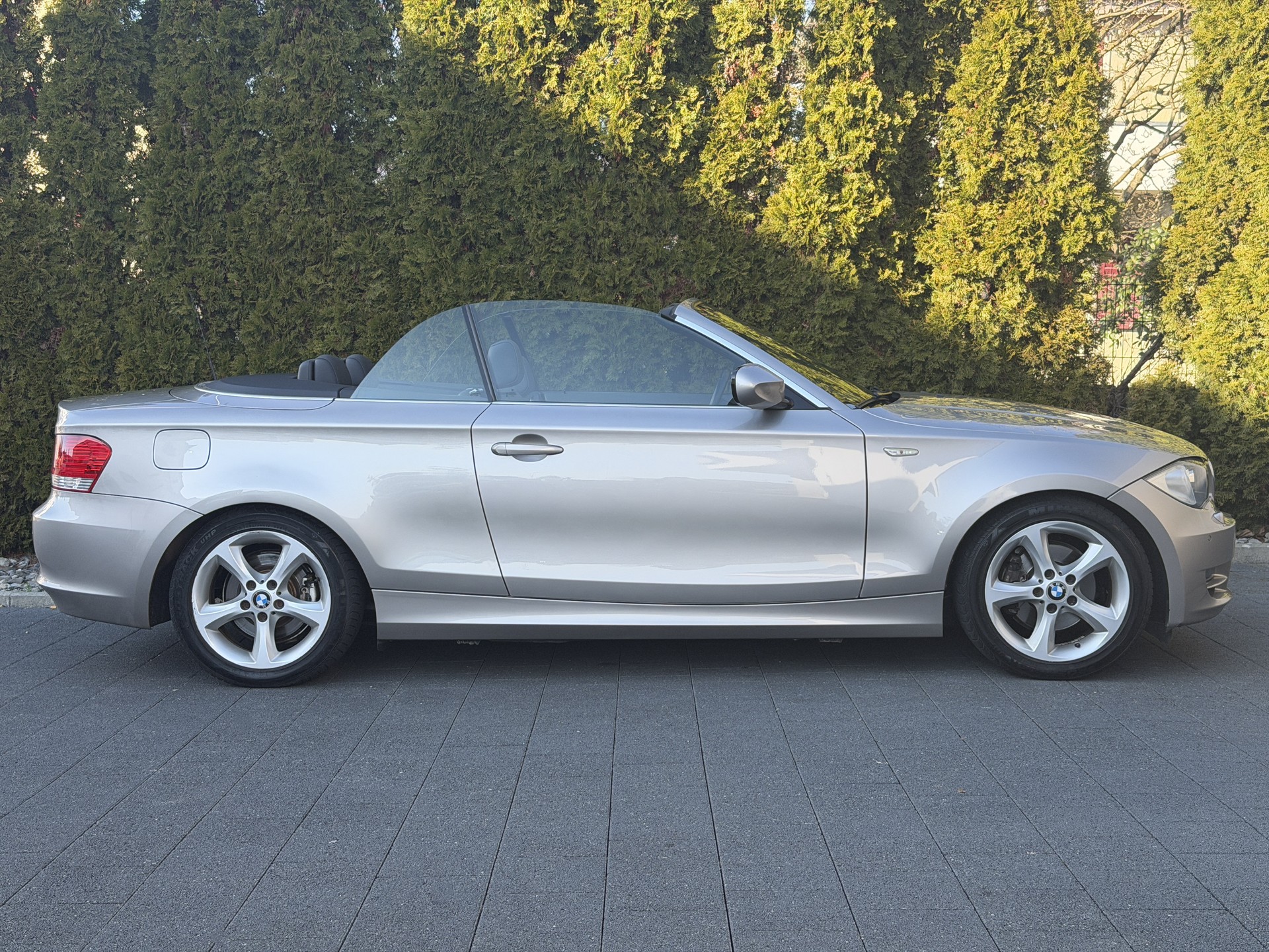 BMW 125i Cabrio Steptronic / Frisch ab MFK-image-8