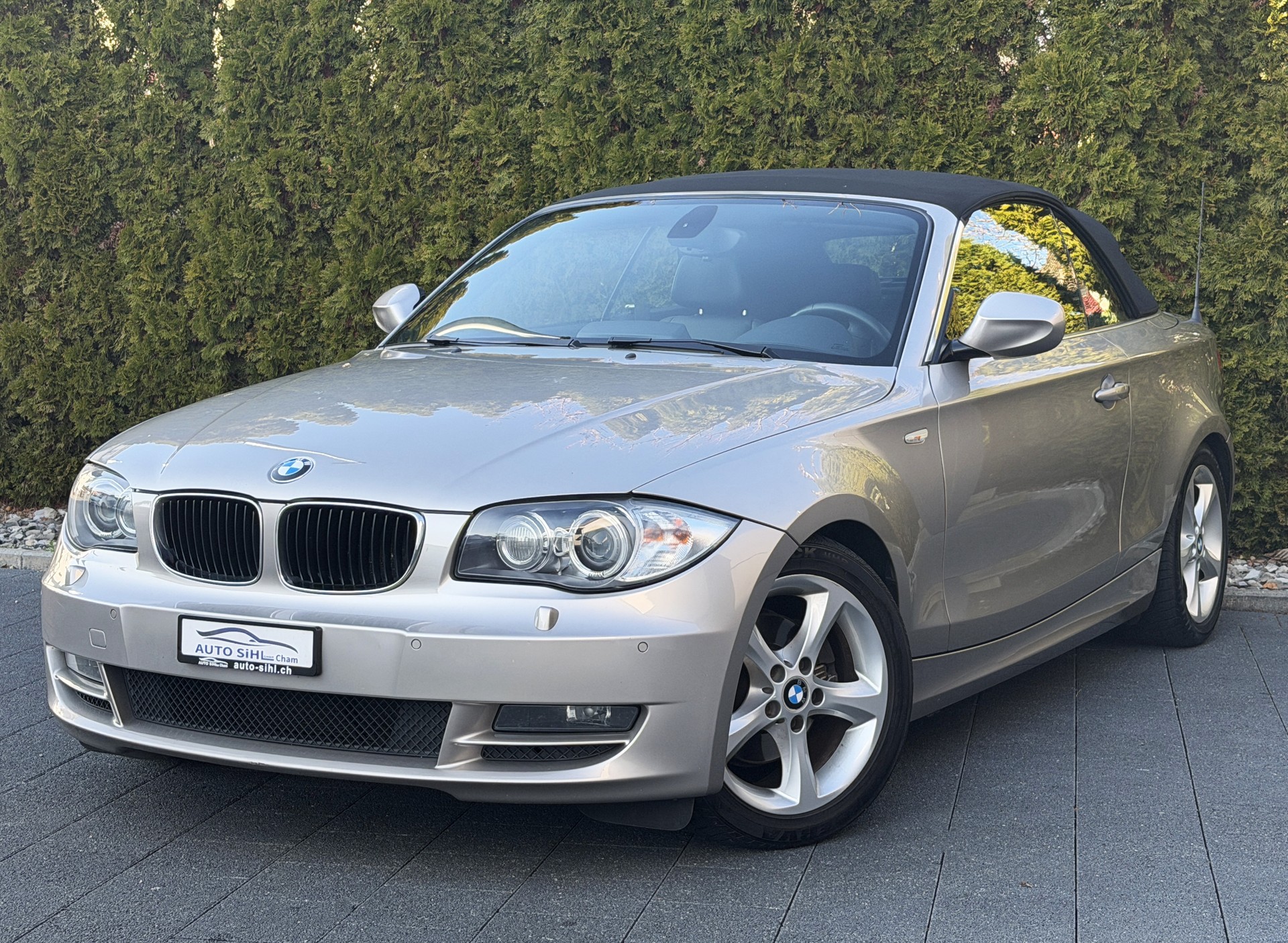 BMW 125i Cabrio Steptronic / Frisch ab MFK-image-2