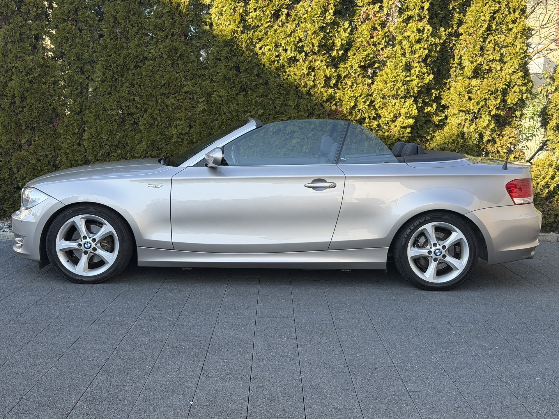 BMW 125i Cabrio Steptronic / Frisch ab MFK-image-6