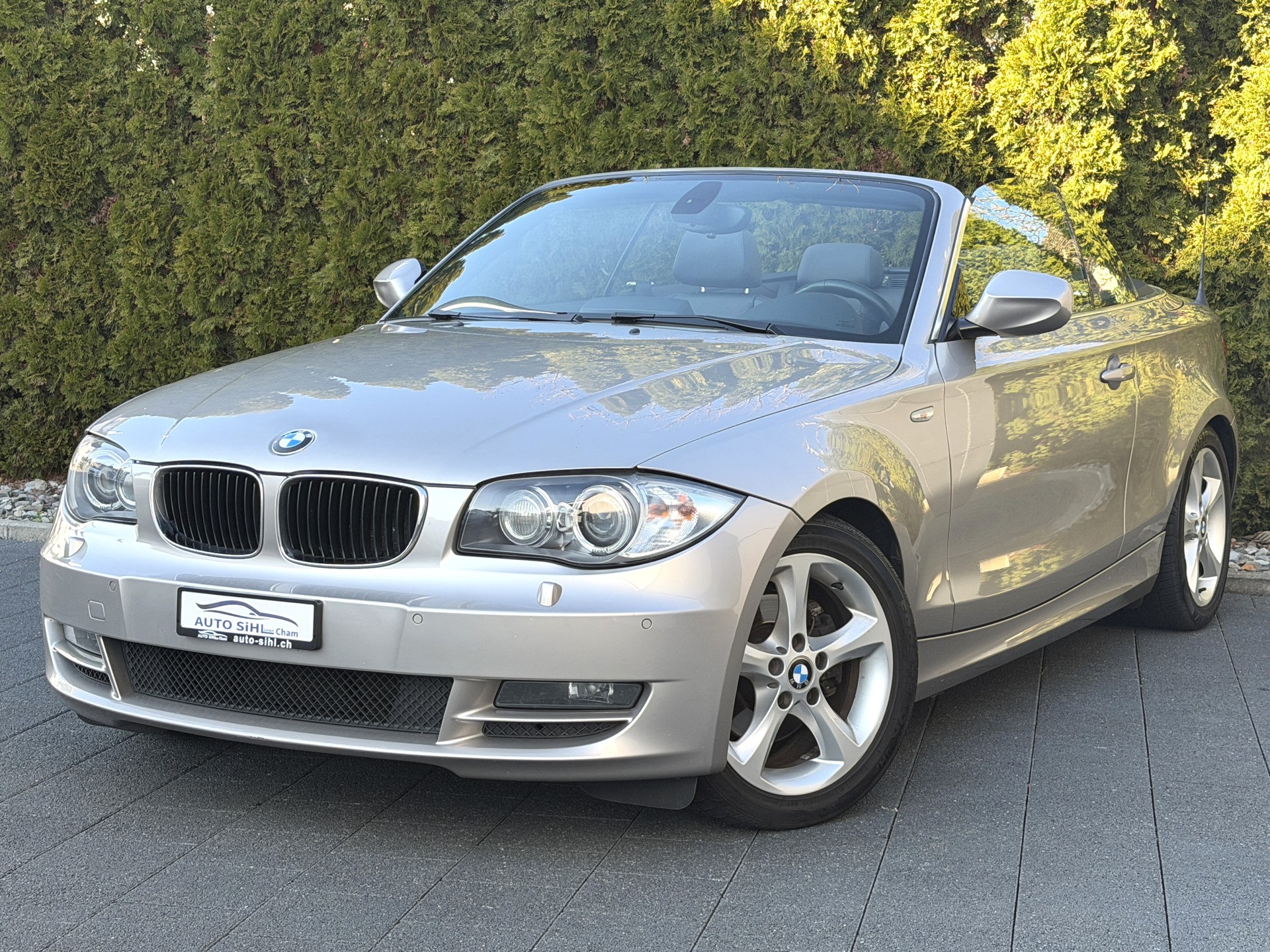 BMW 125i Cabrio Steptronic / Frisch ab MFK-image-3
