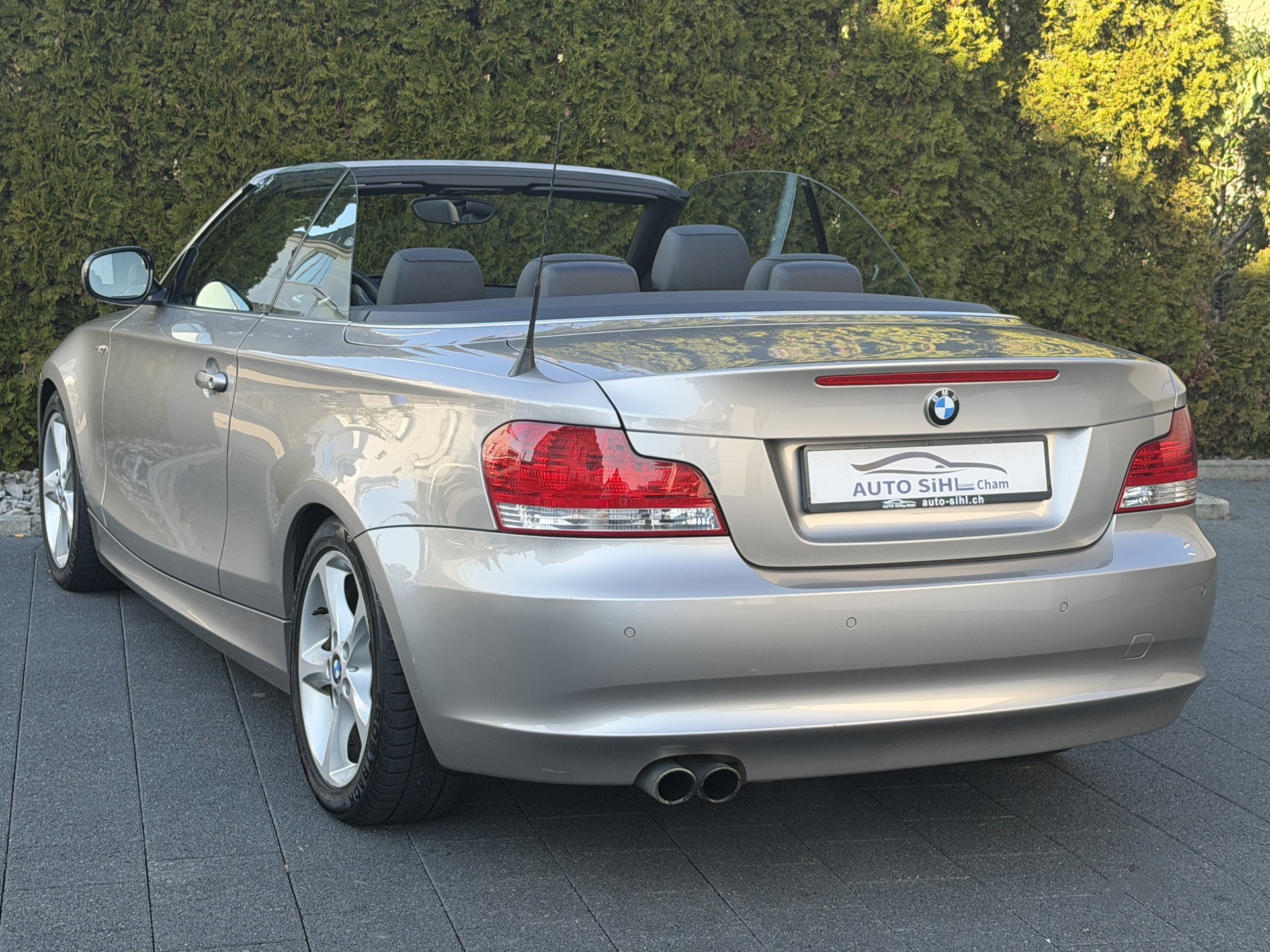 BMW 125i Cabrio Steptronic / Frisch ab MFK-image-10