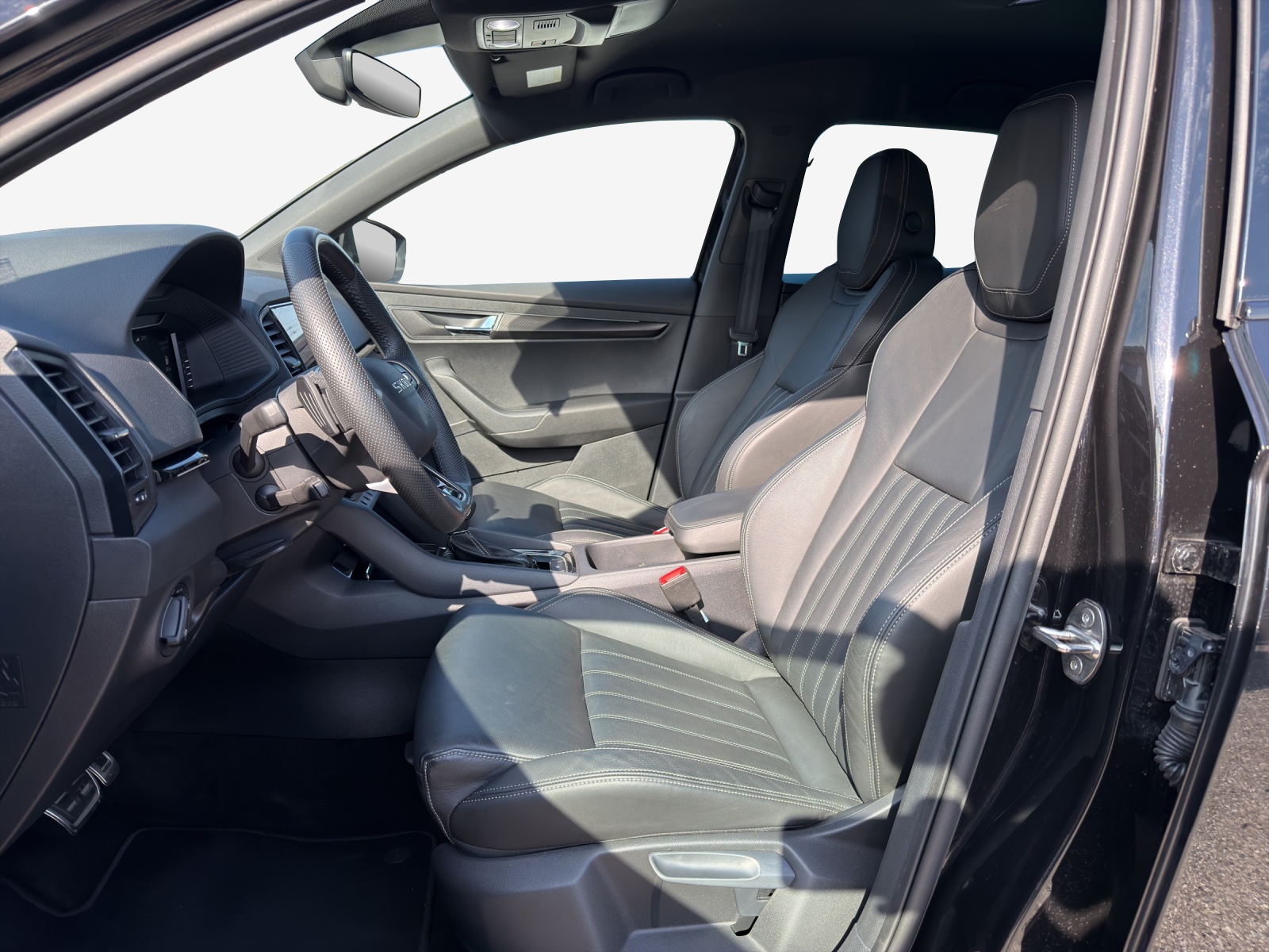 SKODA Karoq 2.0 TSI SportLine 4x4 DSG-image-7