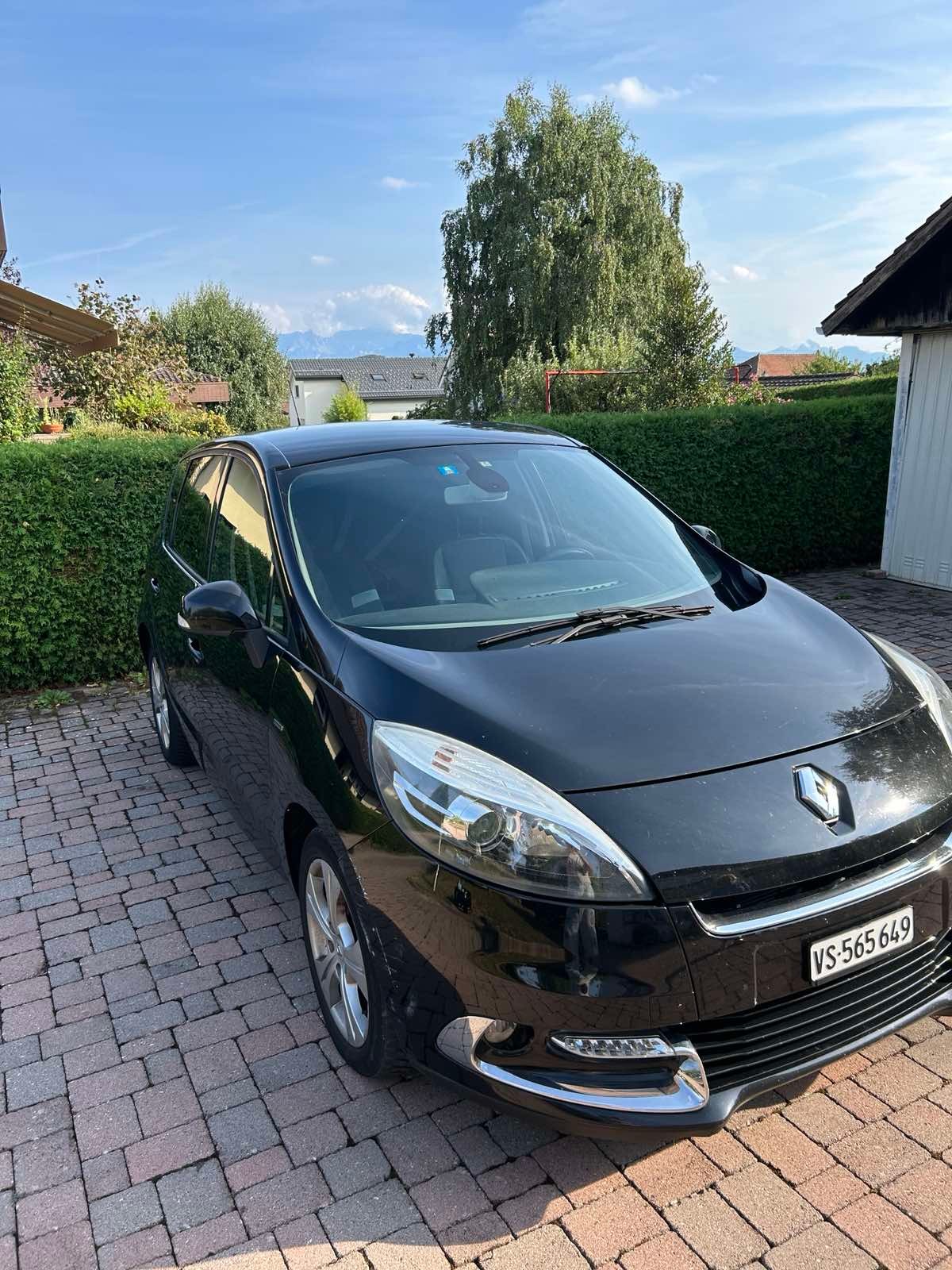 RENAULT SCENIC-image-0
