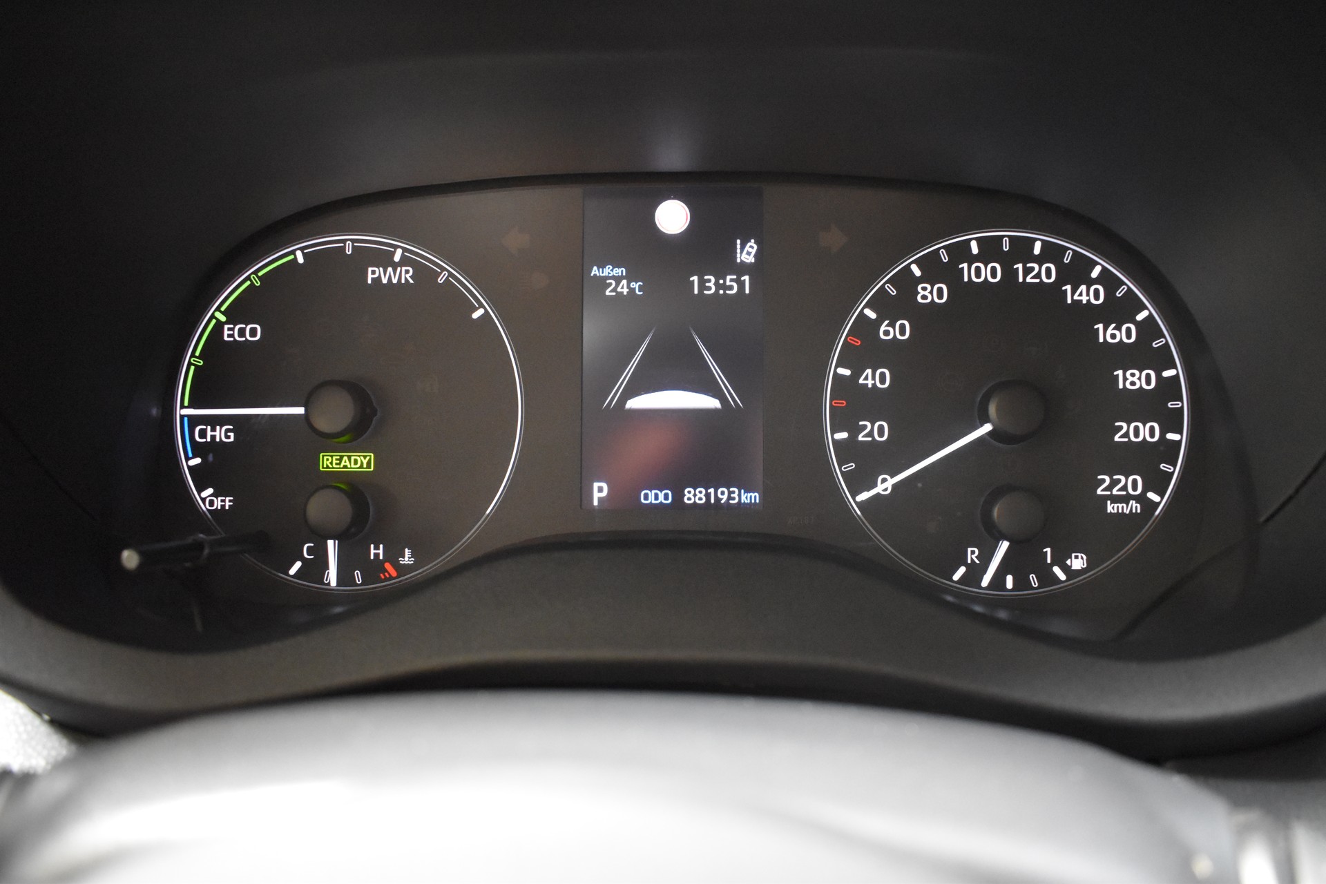 TOYOTA Yaris 1.5 Comfort e-CVT - New Model 2021-image-19