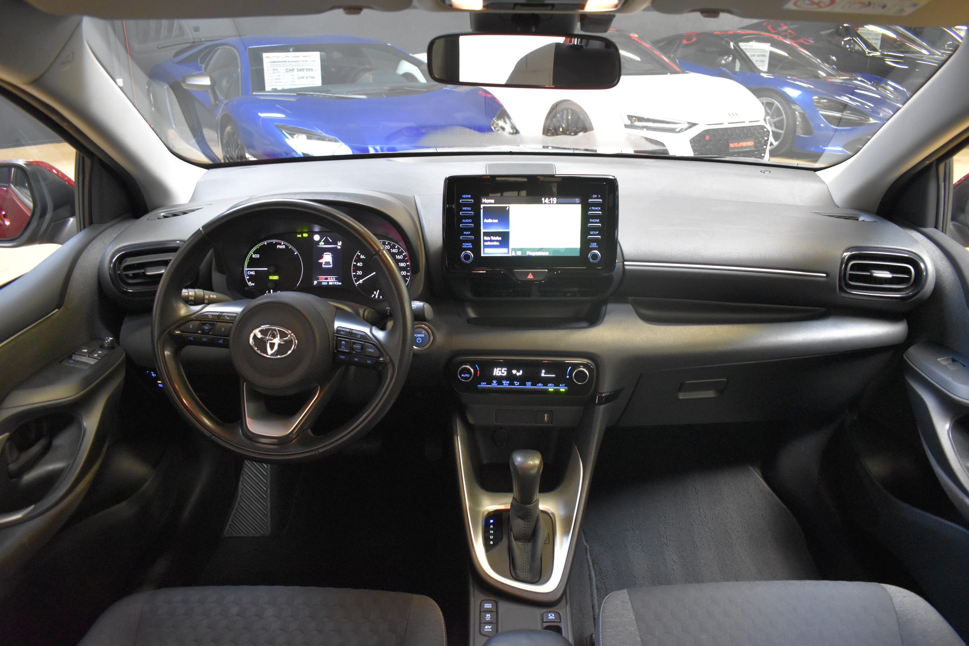 TOYOTA Yaris 1.5 Comfort e-CVT - New Model 2021-image-7