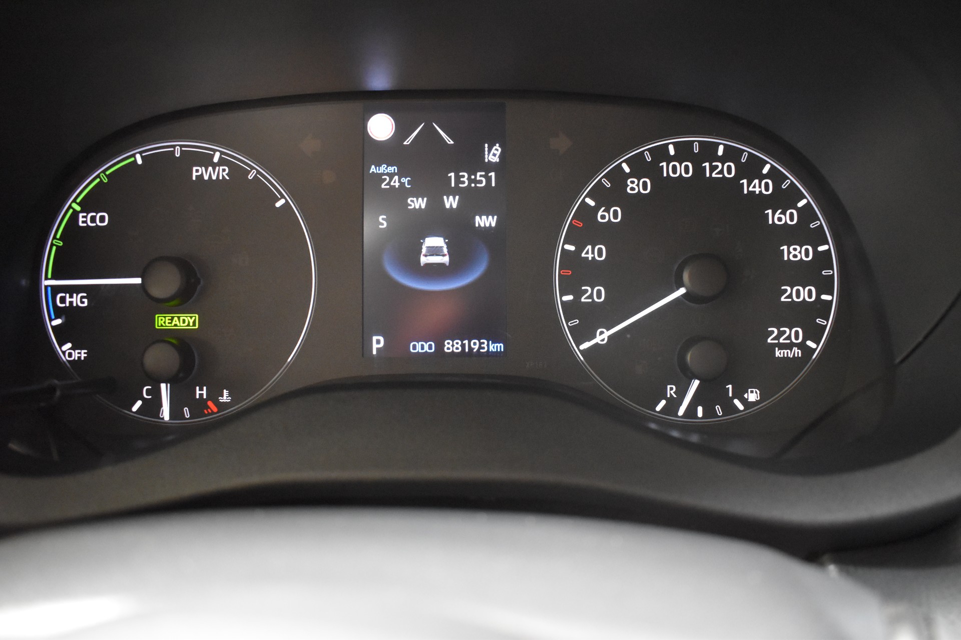 TOYOTA Yaris 1.5 Comfort e-CVT - New Model 2021-image-21