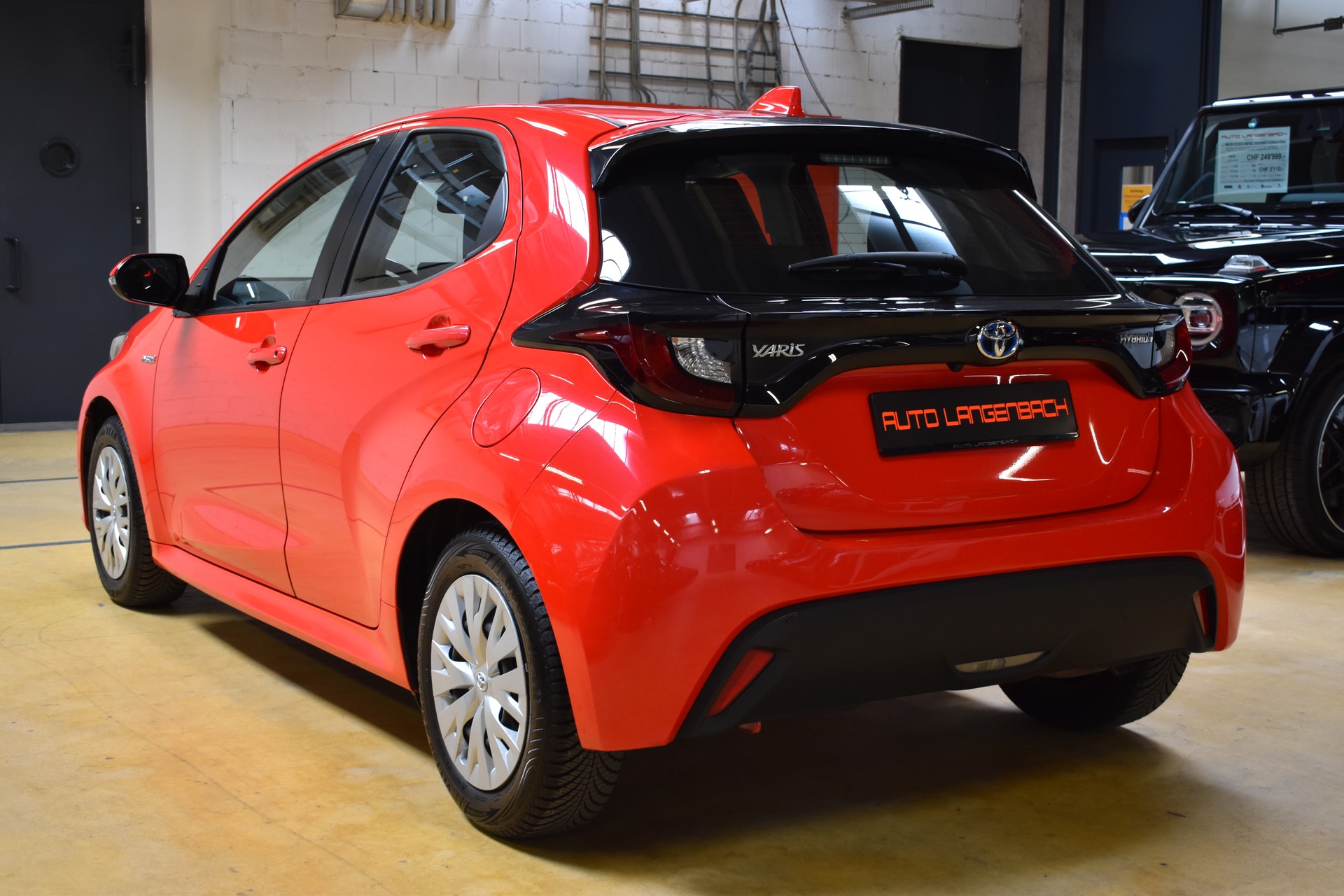 TOYOTA Yaris 1.5 Comfort e-CVT - New Model 2021-image-2