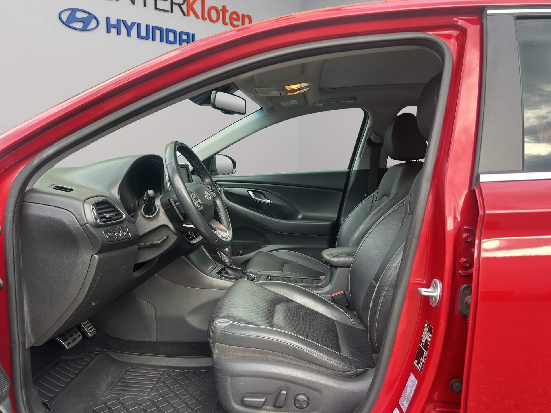 HYUNDAI i30 1.4 T-GDi Vertex-image-6