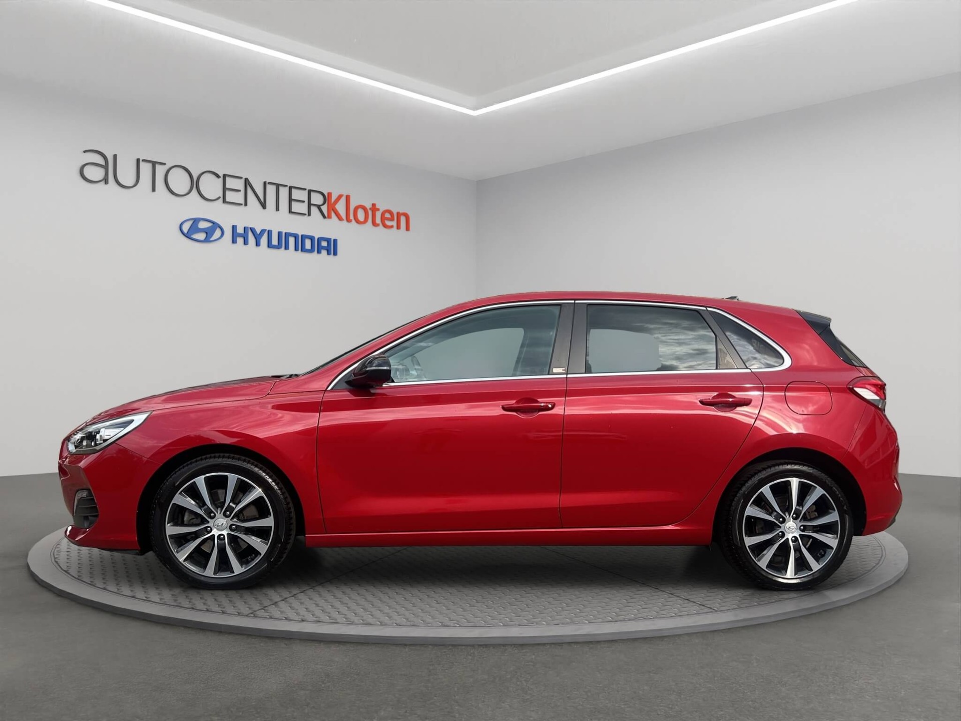 HYUNDAI i30 1.4 T-GDi Vertex-image-2