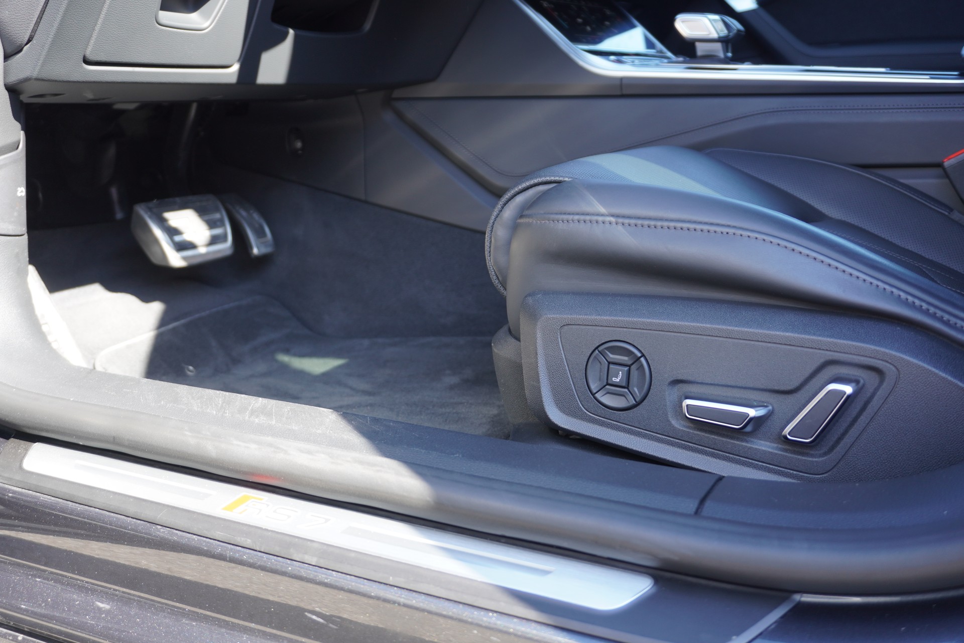 AUDI RS7 Sportback MHEV Performance-image-44