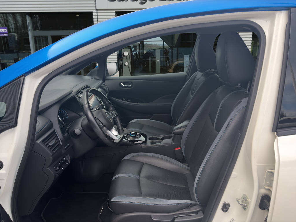 NISSAN Leaf e+ Tekna 62 kWh-image-8
