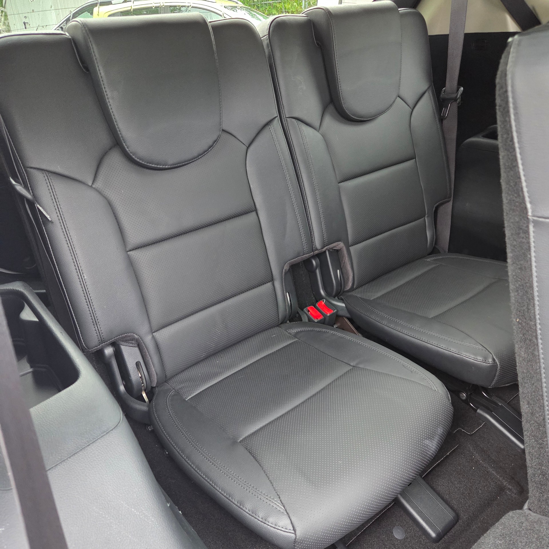 KIA Carens 1.7 CRDi Swiss Eco Edition DCT-image-7